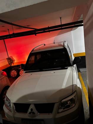 MITSUBISHI PAJERO 2.5 HD 4X4 8V TURBO INTERCOOLER DIESEL 4P MANUAL